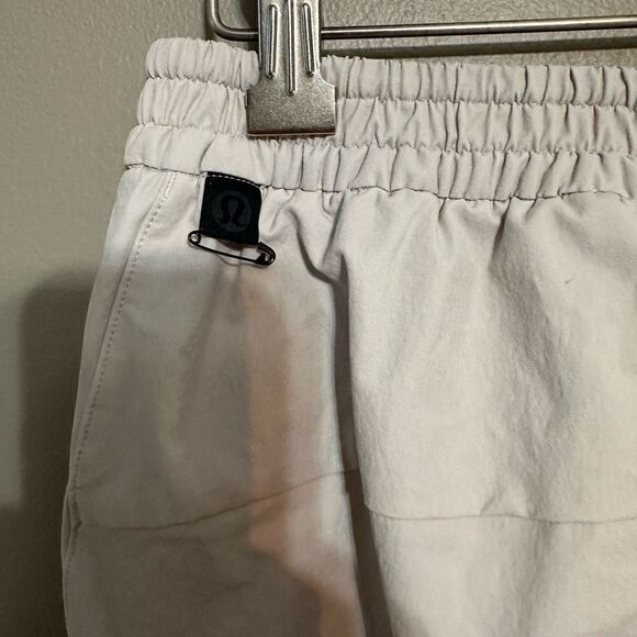 Lululemon lab High-Rise Cuffed Trouser 26" - Picture 7 of 9